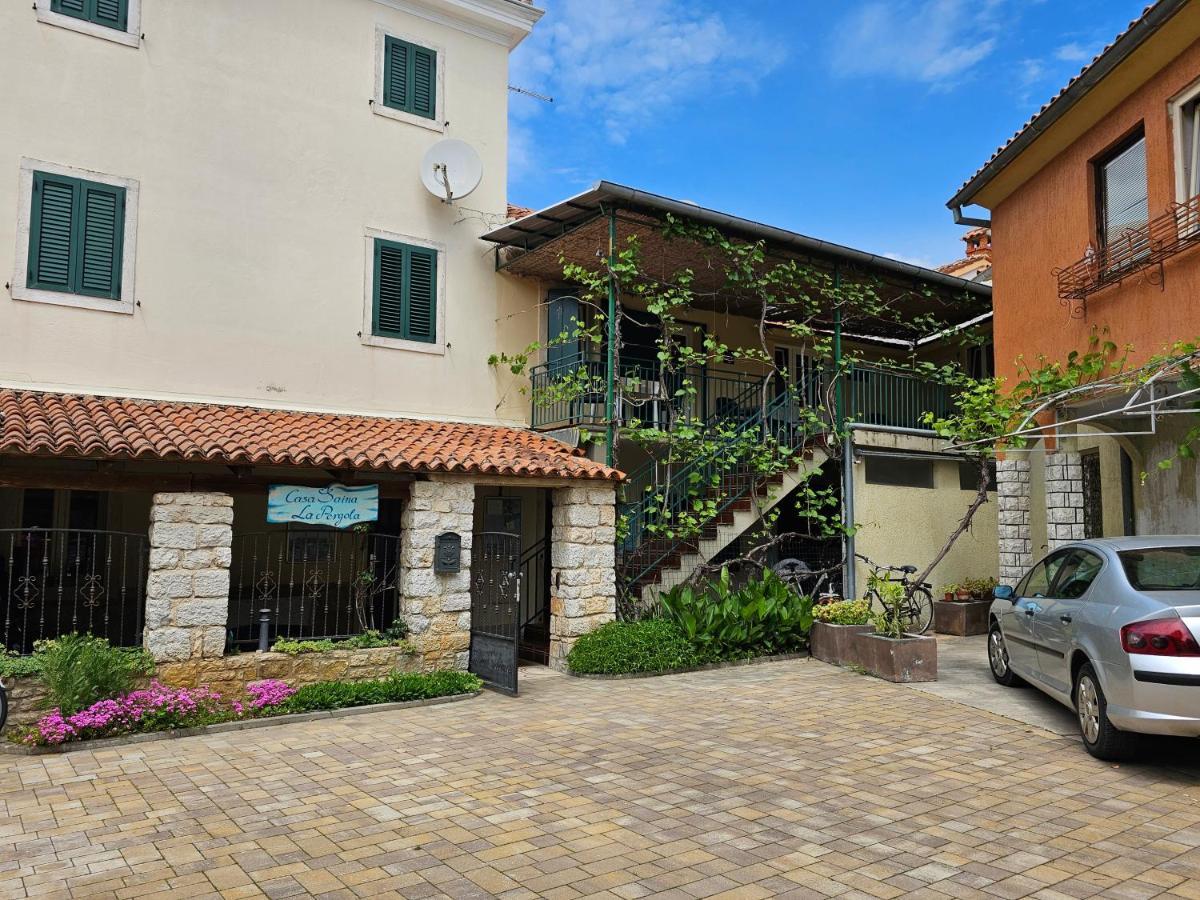 Apartments La Pergola 로비니 외부 사진