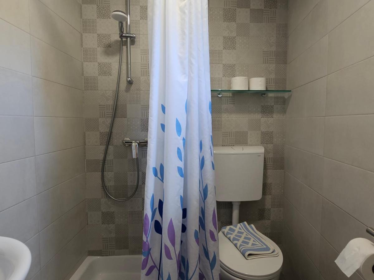 Apartments La Pergola 로비니 외부 사진