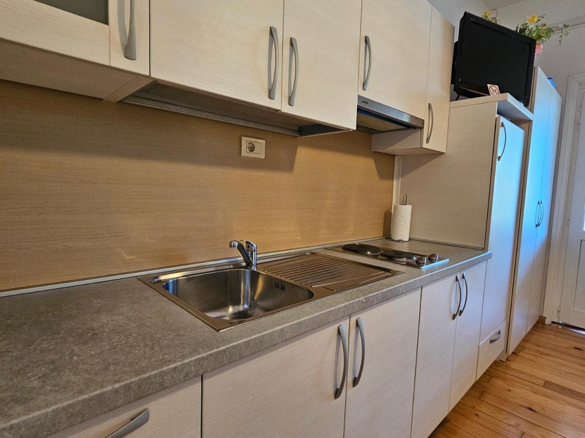 Apartments La Pergola 로비니 외부 사진