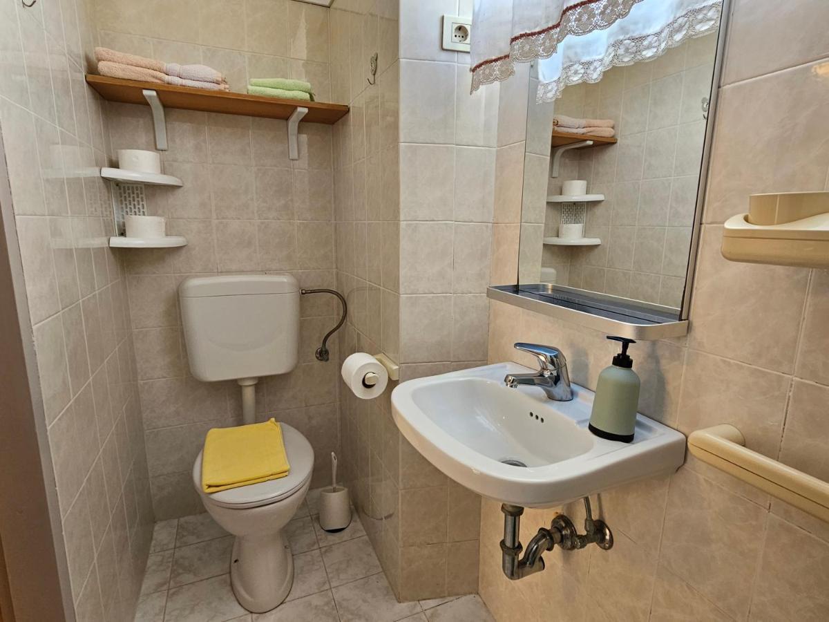 Apartments La Pergola 로비니 외부 사진