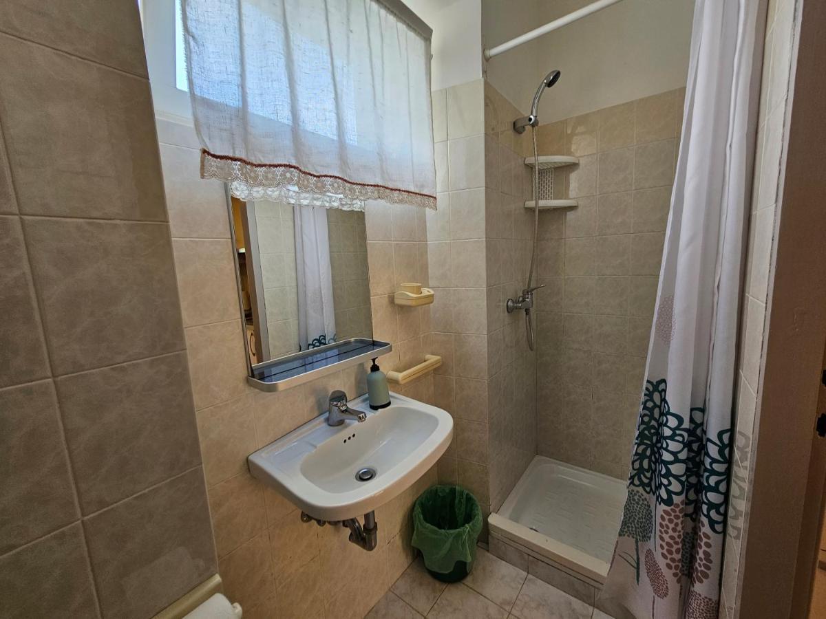 Apartments La Pergola 로비니 외부 사진